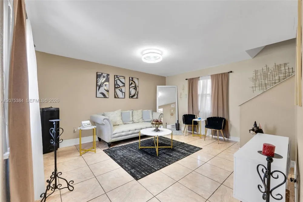 19137 NW 47th Ave Miami Gardens, FL 33055