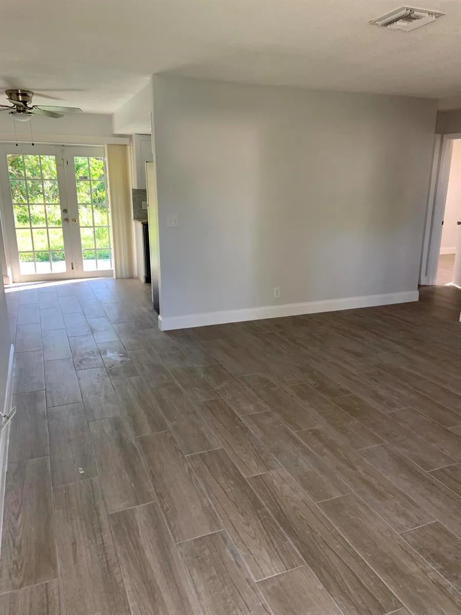 3329 Grove Road Palm Beach Gardens, FL 33410