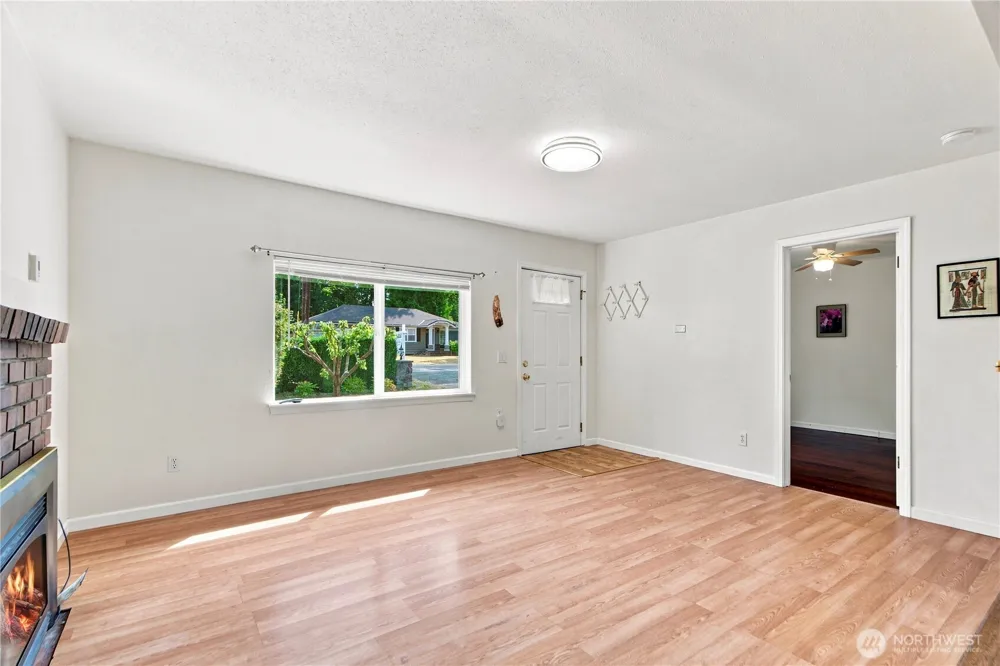 14408 42nd Avenue W Lynnwood, WA 98087