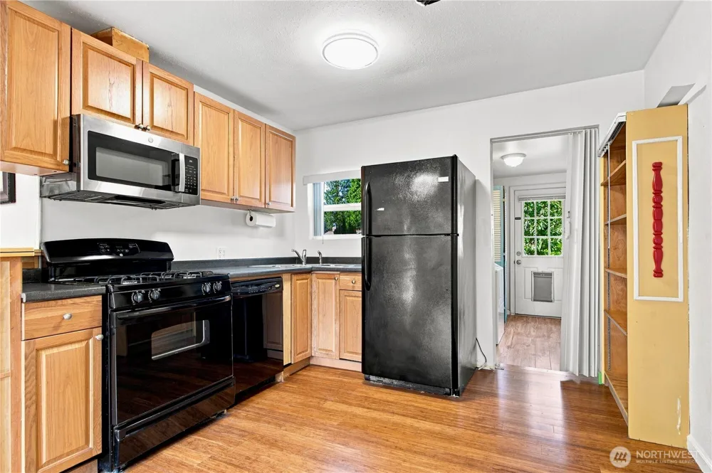 14408 42nd Avenue W Lynnwood, WA 98087