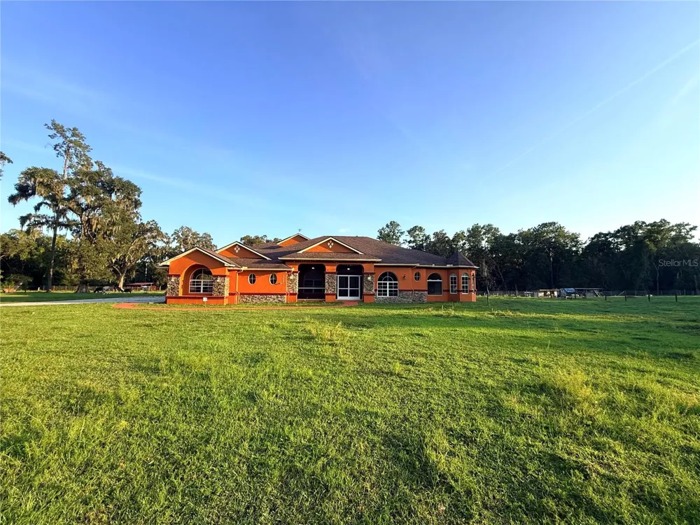 25406 LADYHAWK LANE Brooksville, FL 34601
