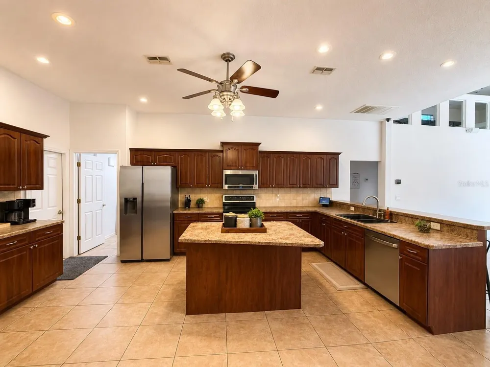 25406 LADYHAWK LANE Brooksville, FL 34601