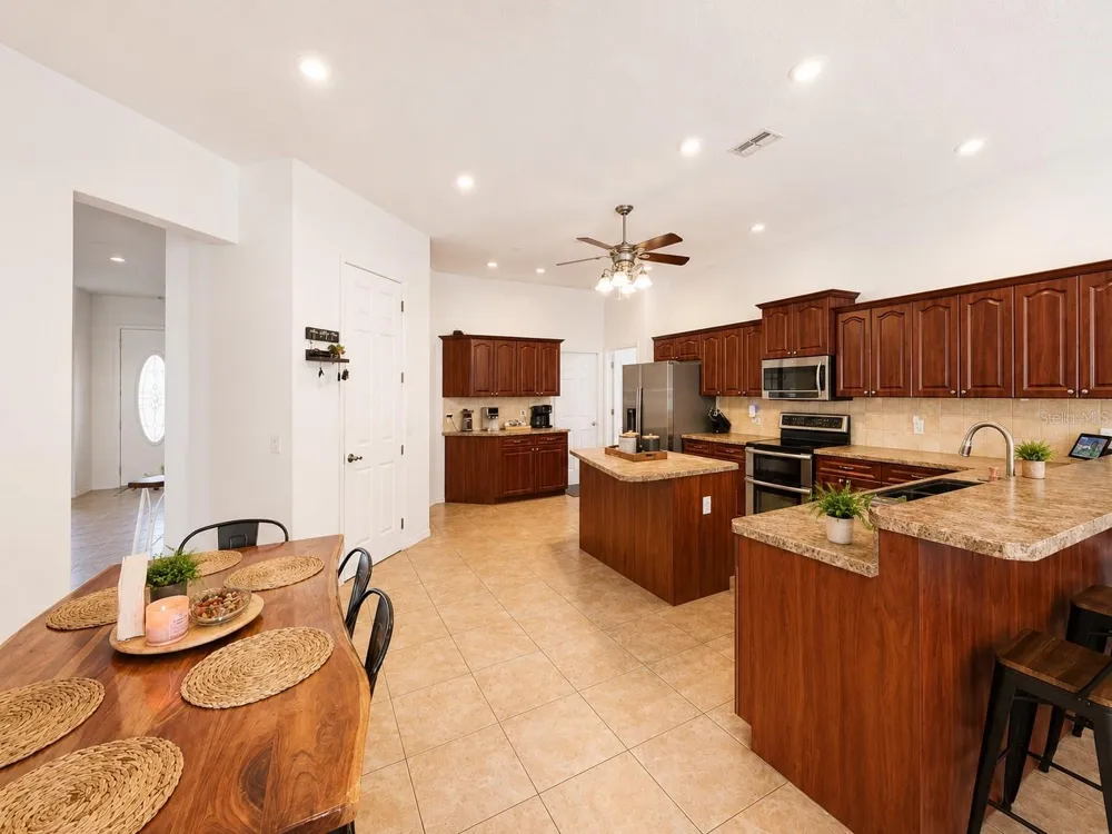 25406 LADYHAWK LANE Brooksville, FL 34601