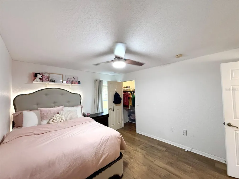 25406 LADYHAWK LANE Brooksville, FL 34601