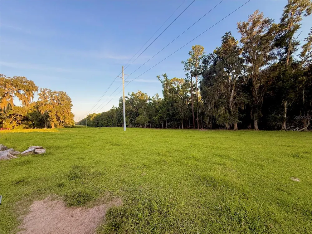 25406 LADYHAWK LANE Brooksville, FL 34601