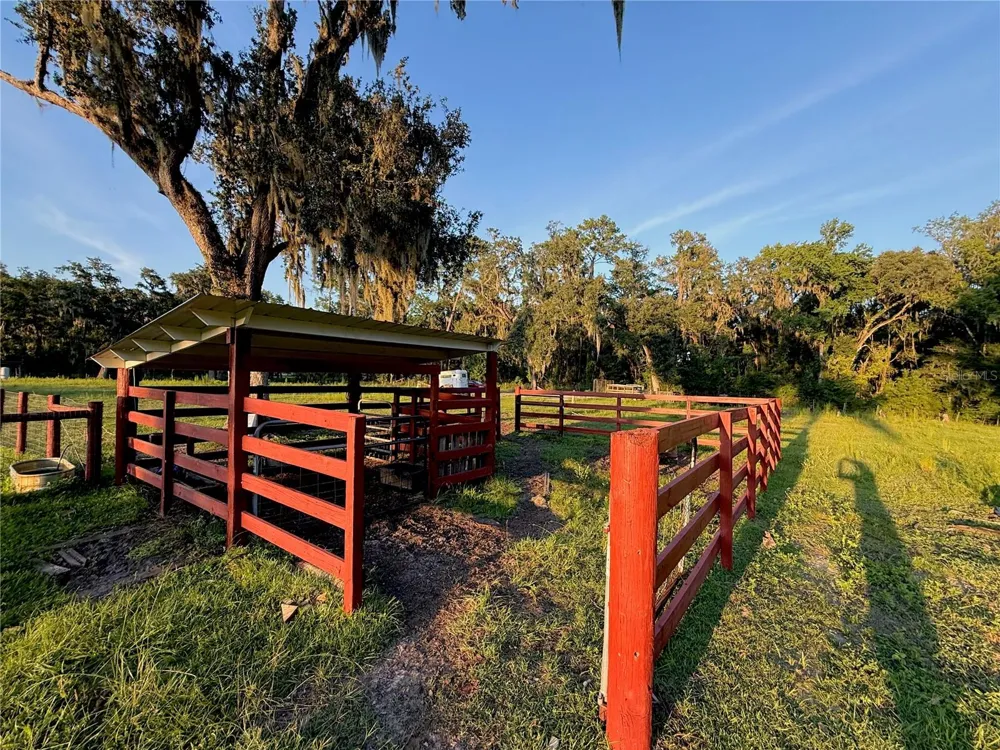 25406 LADYHAWK LANE Brooksville, FL 34601
