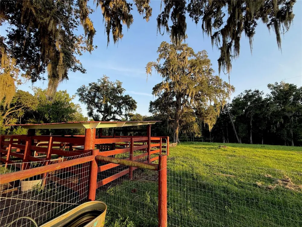 25406 LADYHAWK LANE Brooksville, FL 34601