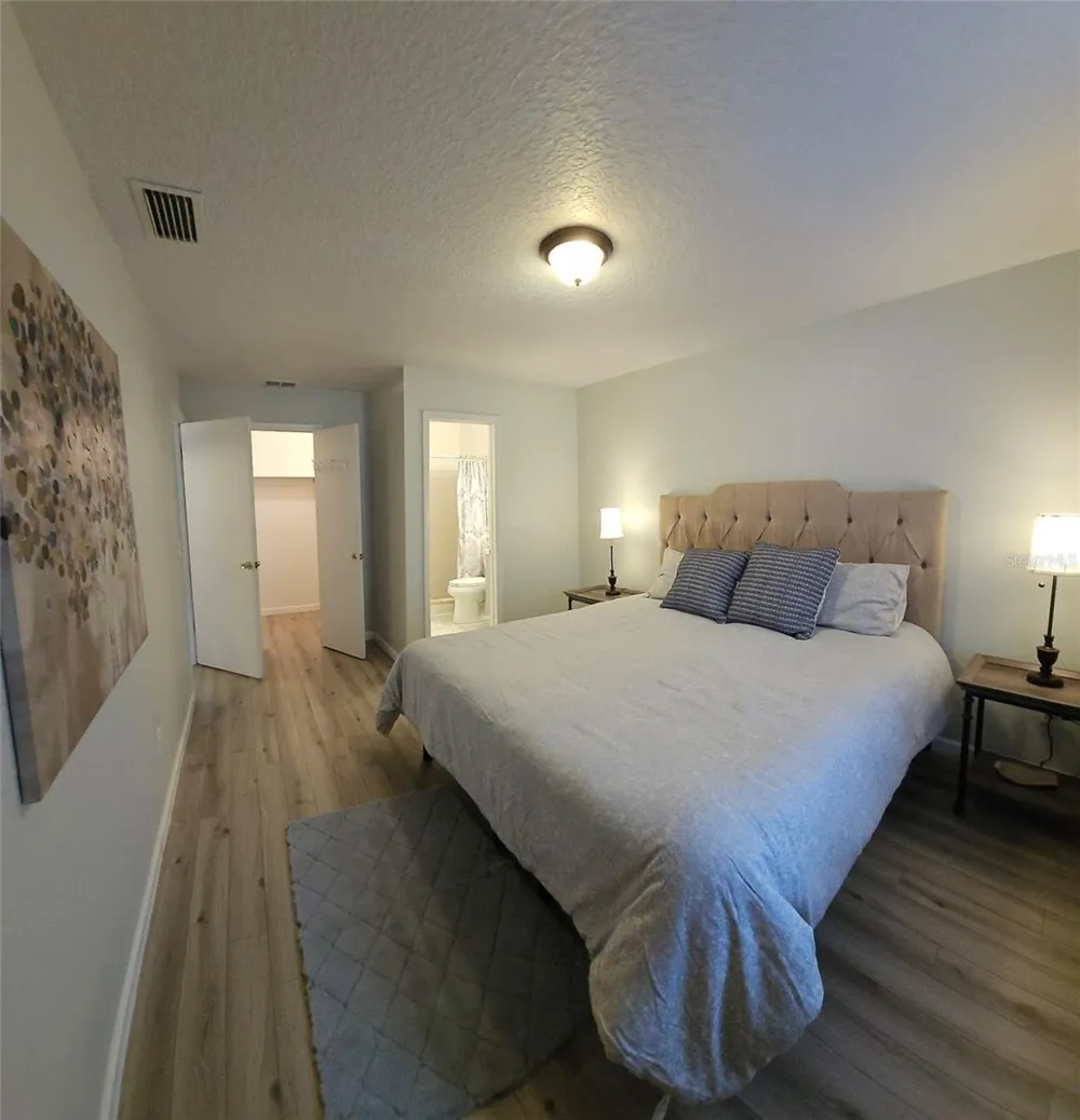 819 WALNUT PLACE Altamonte Springs, FL 32701