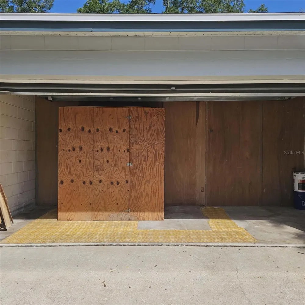 819 WALNUT PLACE Altamonte Springs, FL 32701