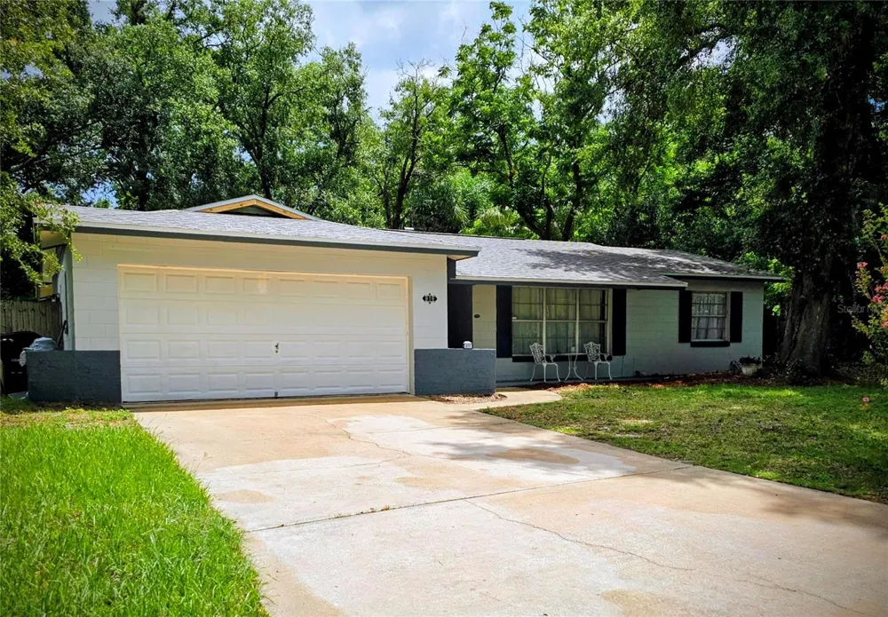 819 WALNUT PLACE Altamonte Springs, FL 32701