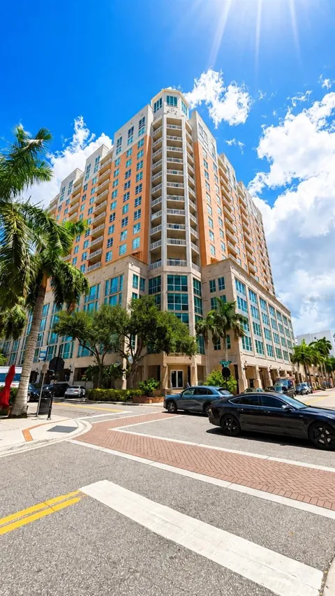 1350 MAIN STREET #700