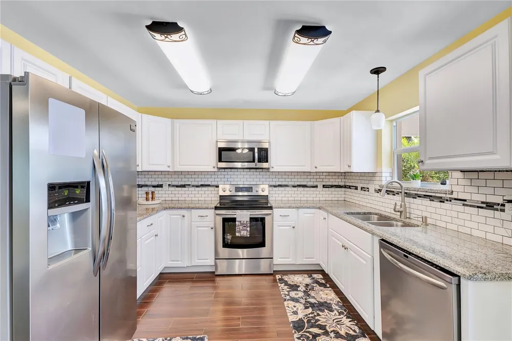 3615 S SUMMERLIN AVENUE Orlando, FL 32806