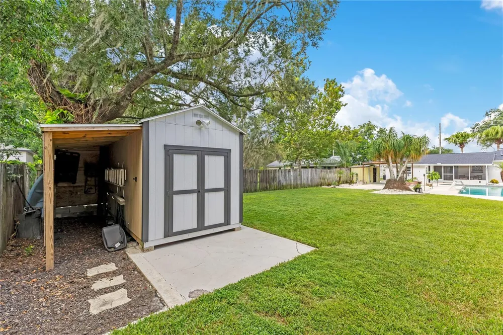 3615 S SUMMERLIN AVENUE Orlando, FL 32806