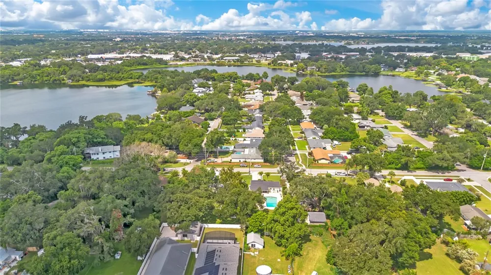 3615 S SUMMERLIN AVENUE Orlando, FL 32806
