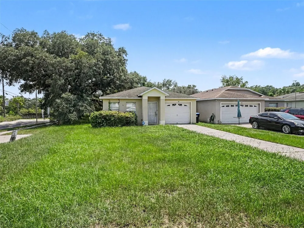 94 E 18TH STREET Apopka, FL 32703