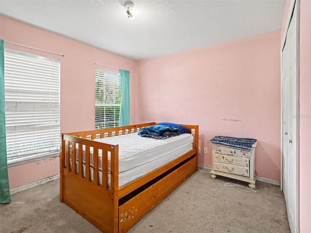 94 E 18TH STREET Apopka, FL 32703