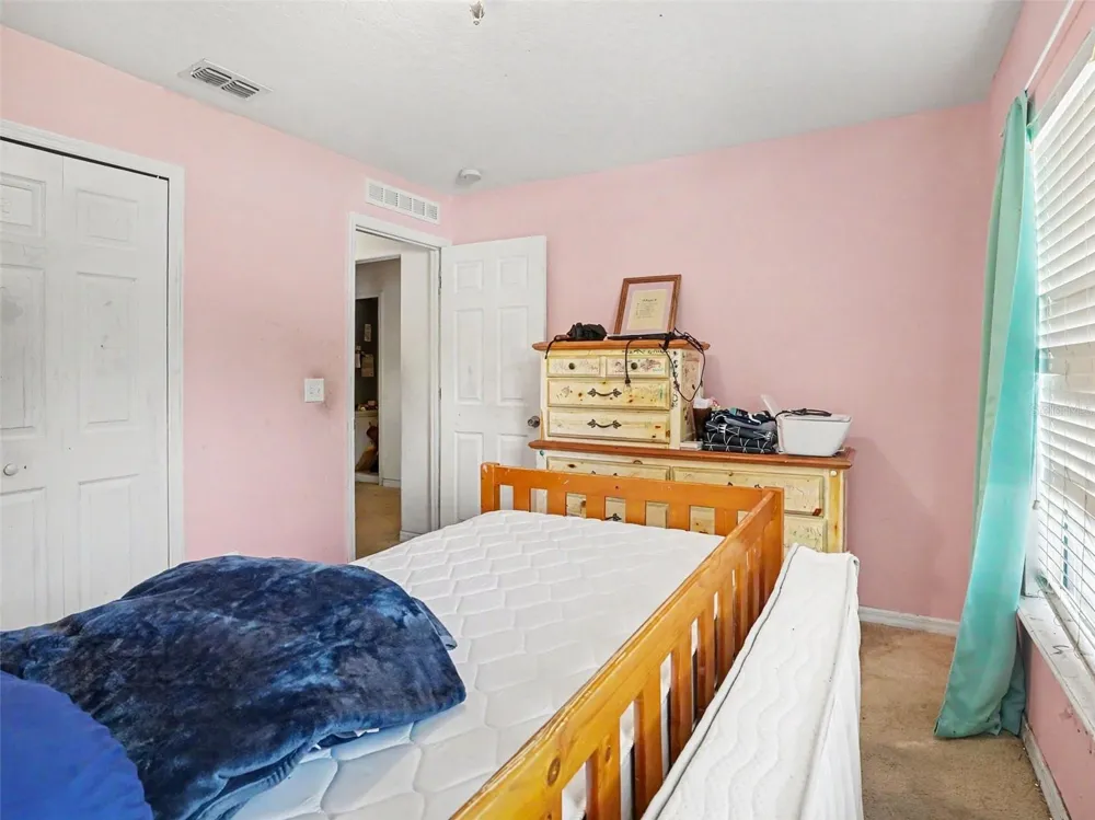 94 E 18TH STREET Apopka, FL 32703