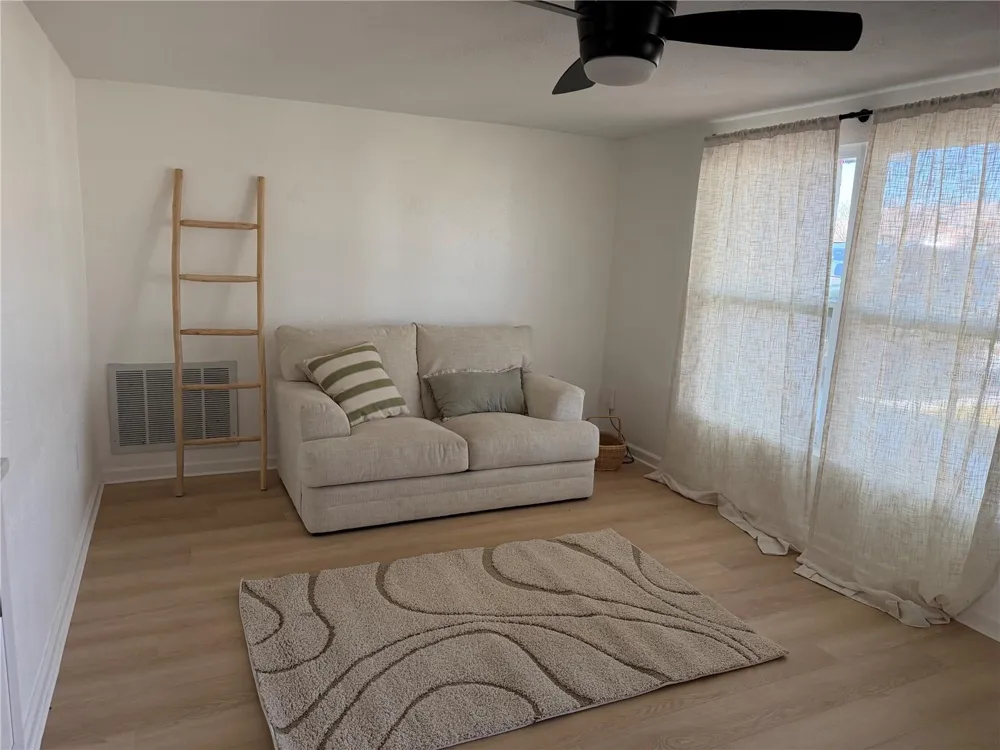 3352 HONEYMOON LANE Holiday, FL 34691