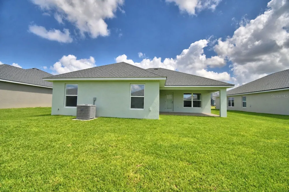 4641 CALAMINT LANE Auburndale, FL 33823