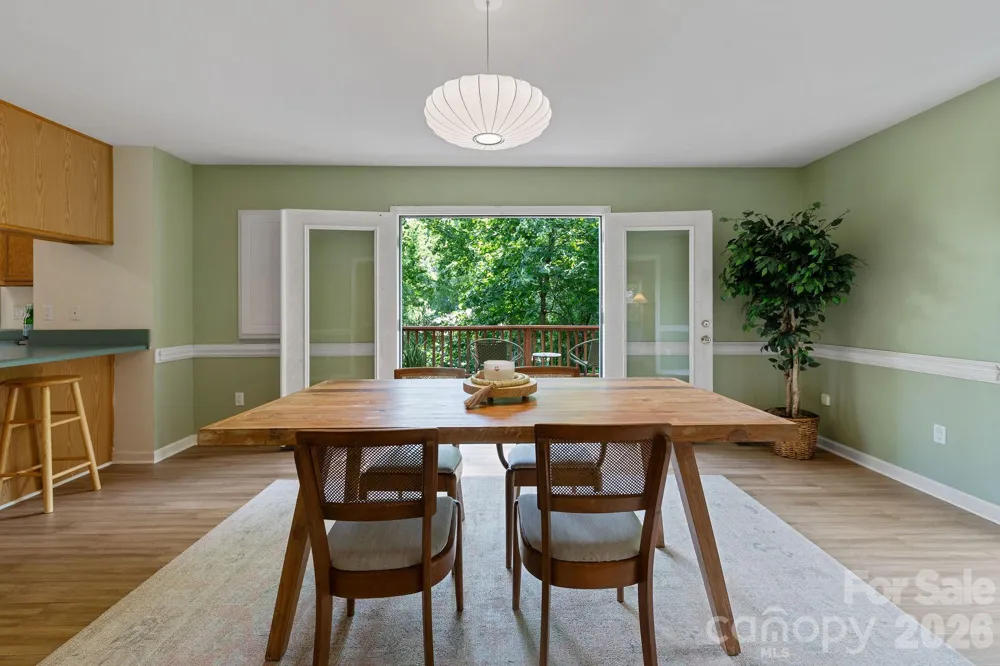 1 Pickwick Road Asheville, NC 28803