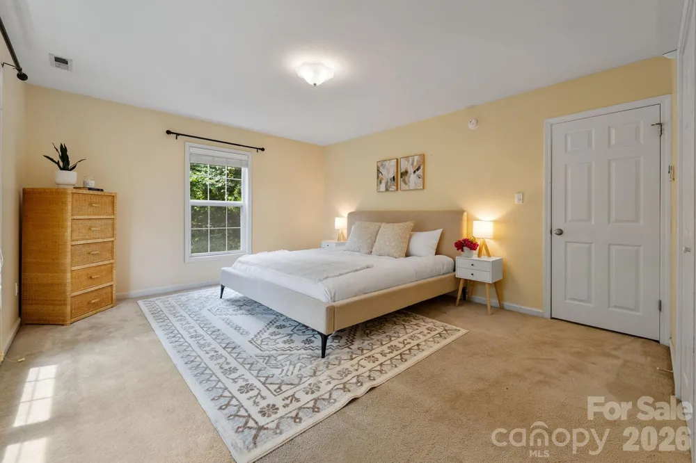 1 Pickwick Road Asheville, NC 28803
