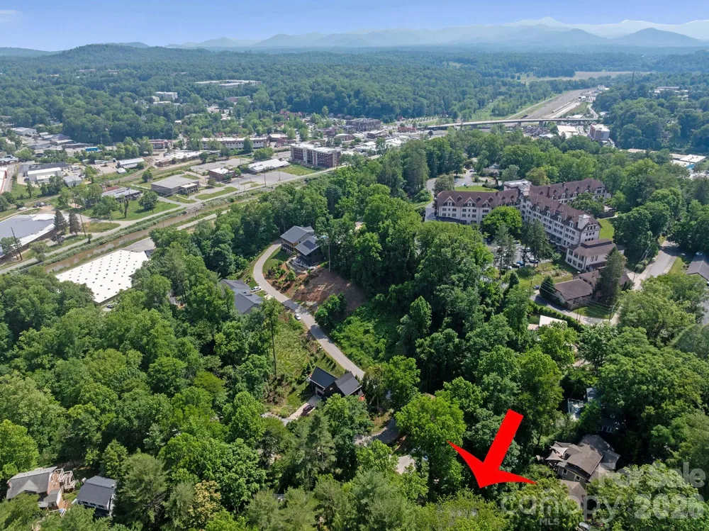 1 Pickwick Road Asheville, NC 28803