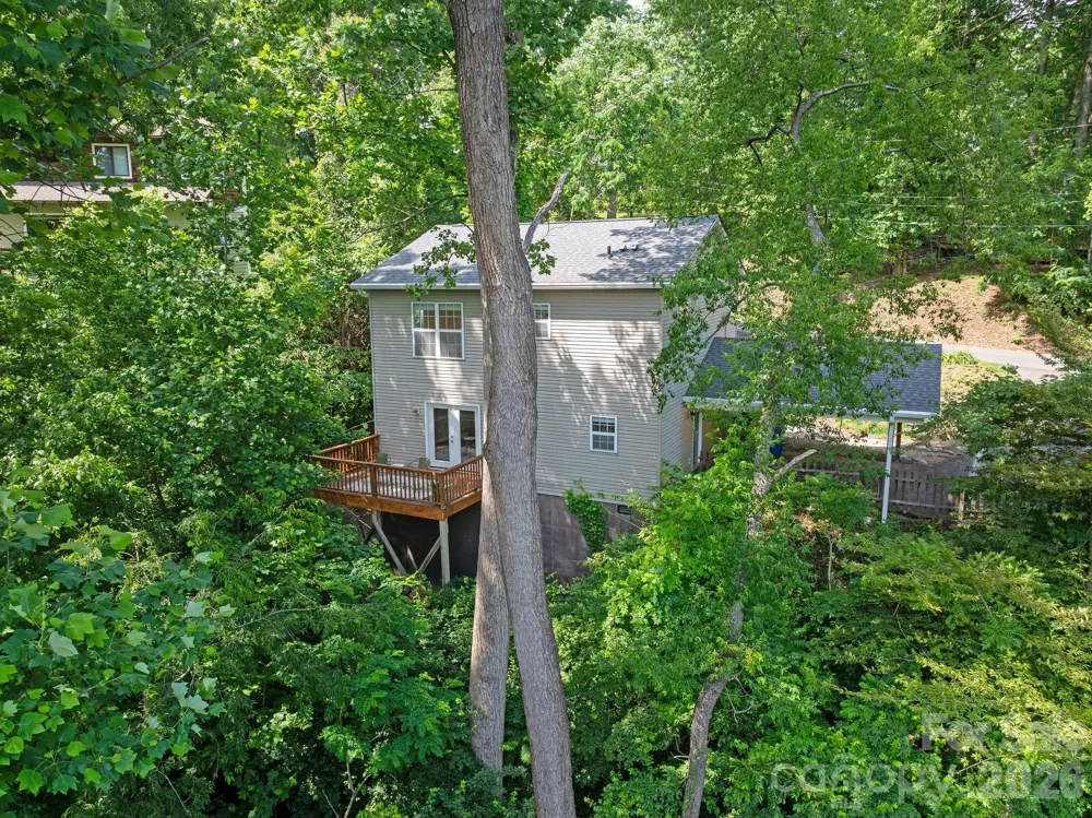 1 Pickwick Road Asheville, NC 28803