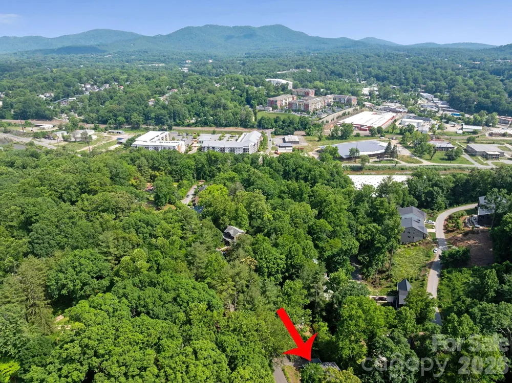 1 Pickwick Road Asheville, NC 28803