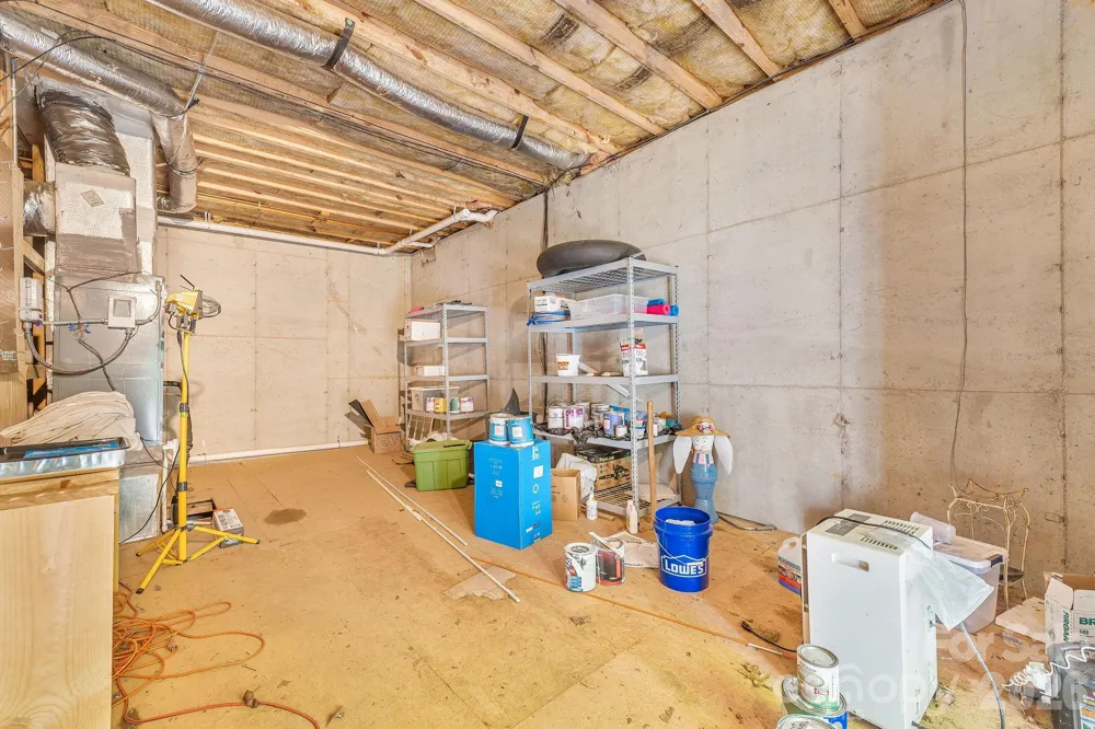 1 Pickwick Road Asheville, NC 28803