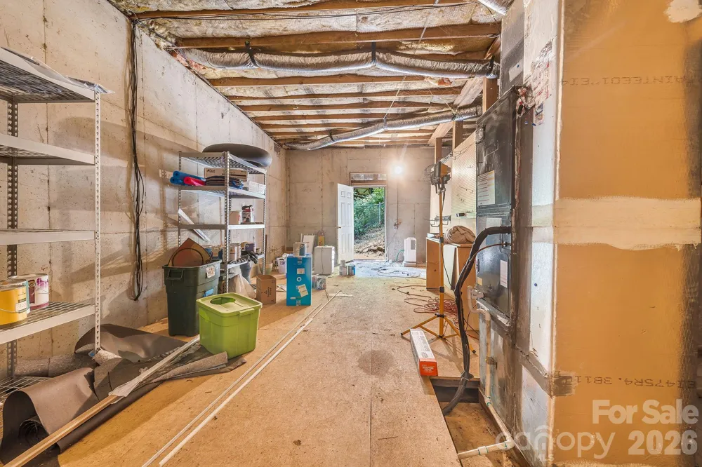 1 Pickwick Road Asheville, NC 28803