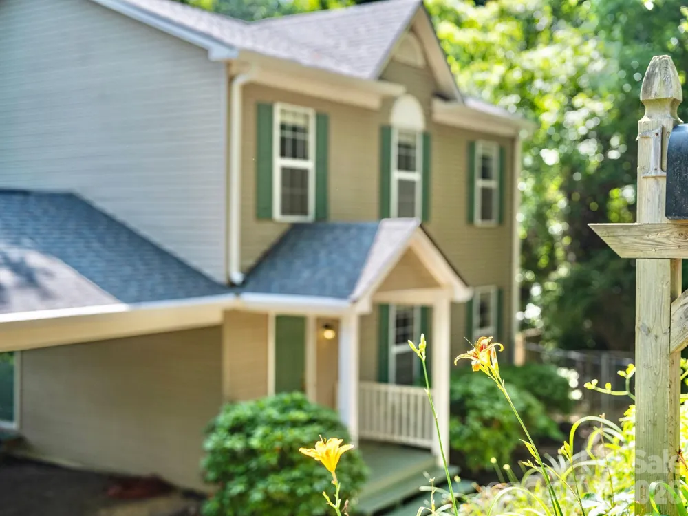 1 Pickwick Road Asheville, NC 28803