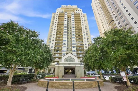 795 Hammond Drive #1912