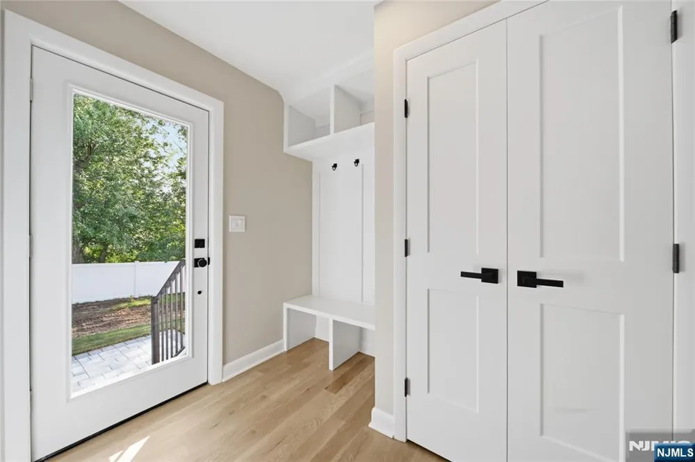 182 W Grand Avenue Park Ridge, NJ 07656