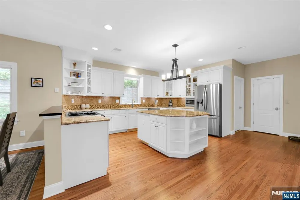 189 Western Avenue Morris Township, NJ 07960
