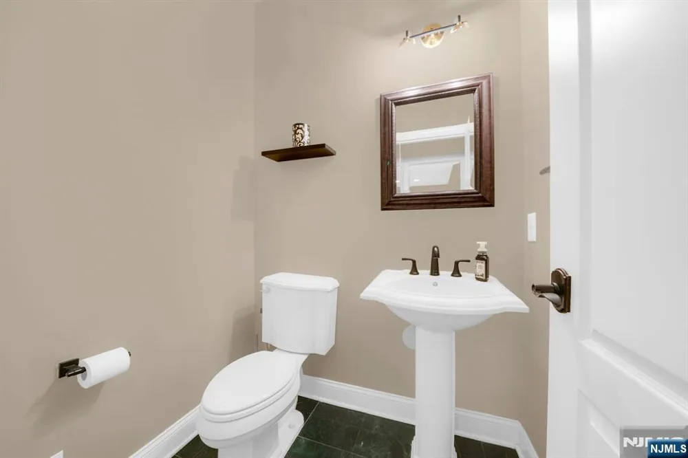 189 Western Avenue Morris Township, NJ 07960