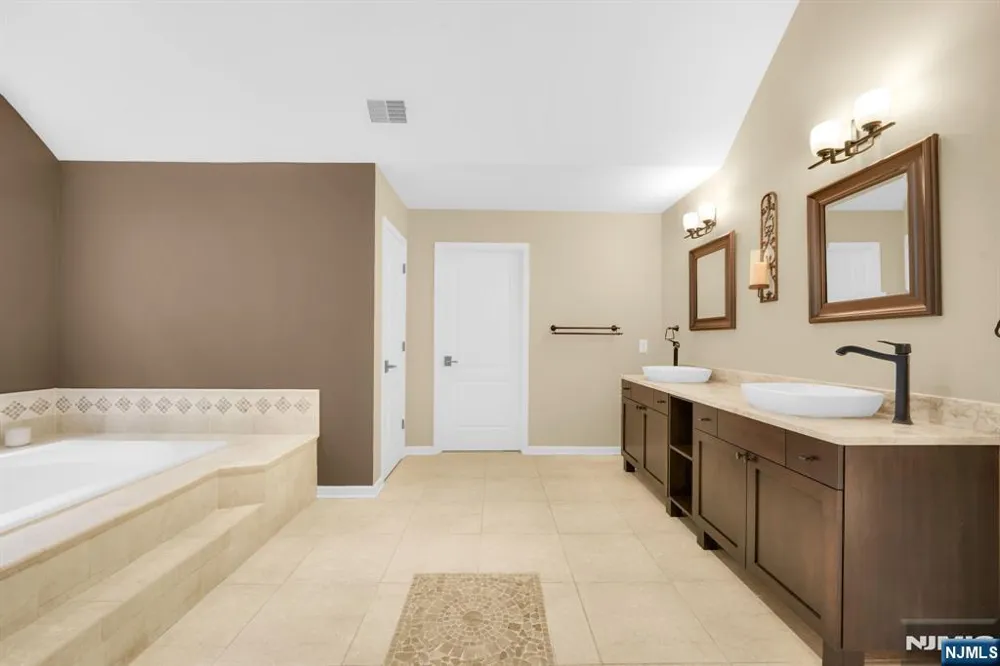189 Western Avenue Morris Township, NJ 07960