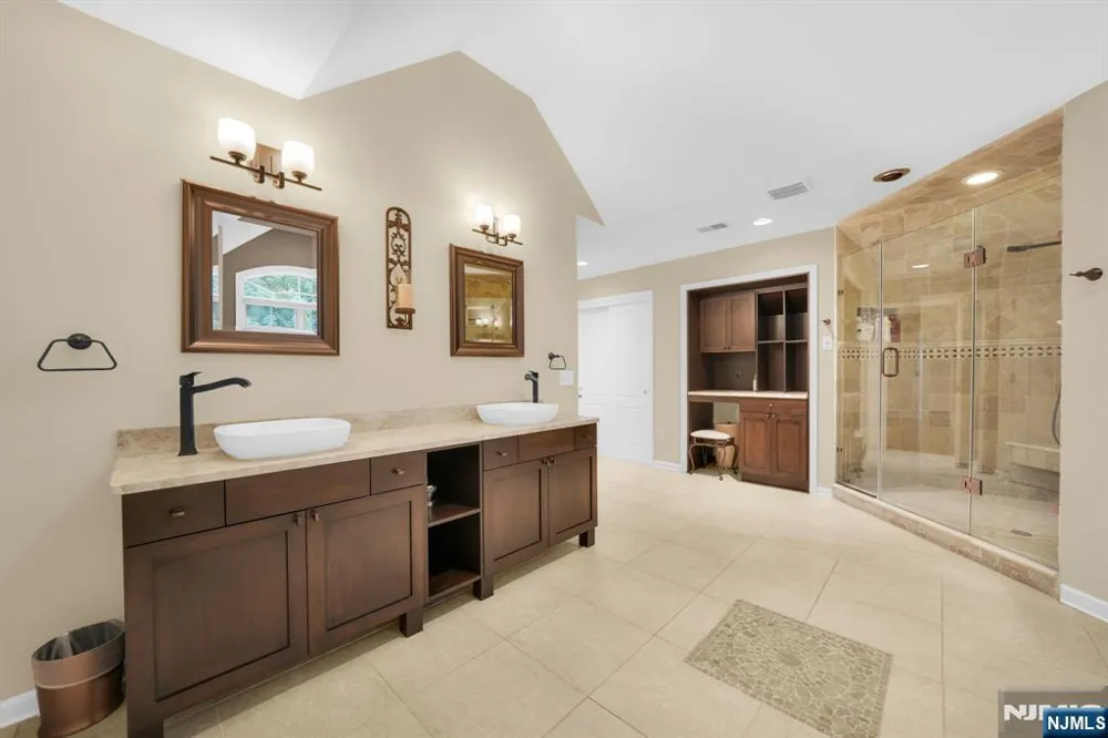 189 Western Avenue Morris Township, NJ 07960