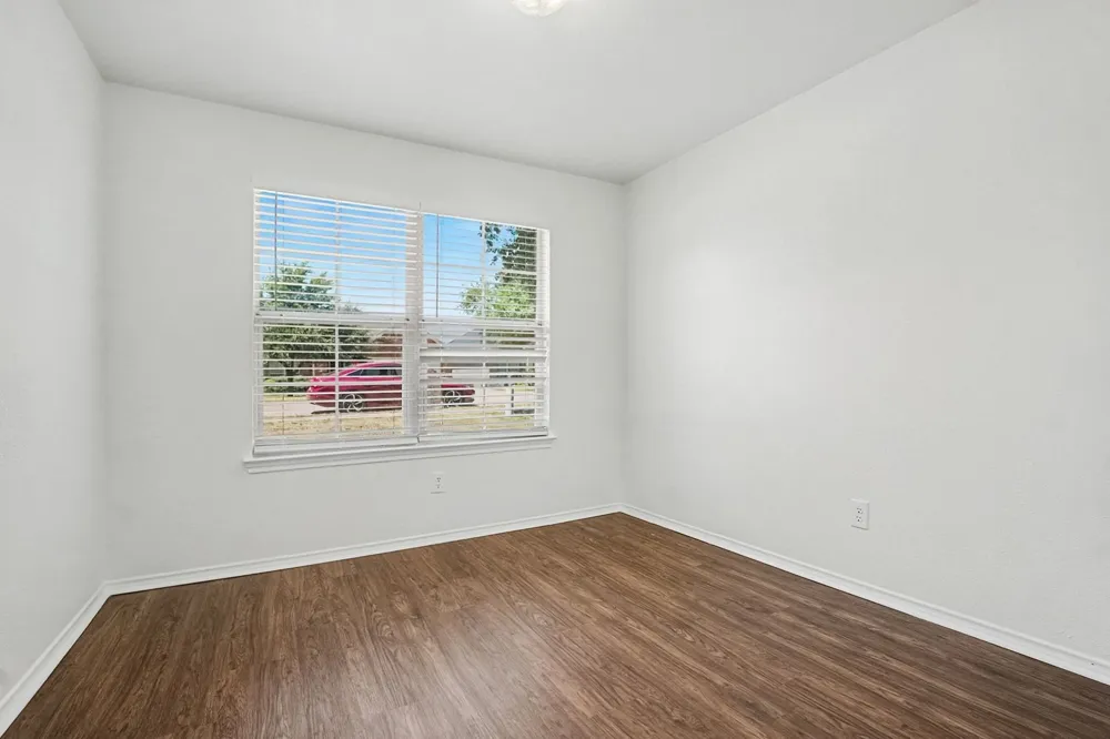 2640 Pioneer Bluffs Road Balch Springs, TX 75181