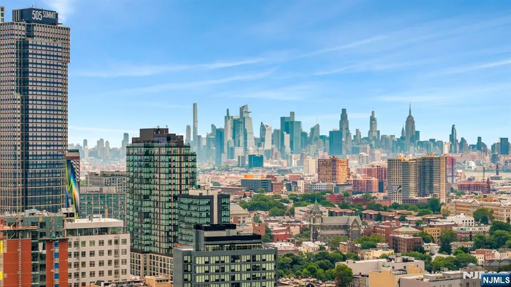 21 Highland Avenue 1 Jersey City, NJ 07306