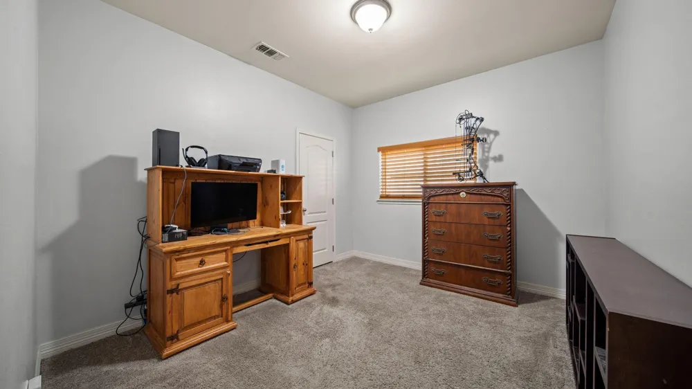 121 Alydar Drive Victoria, TX 77901