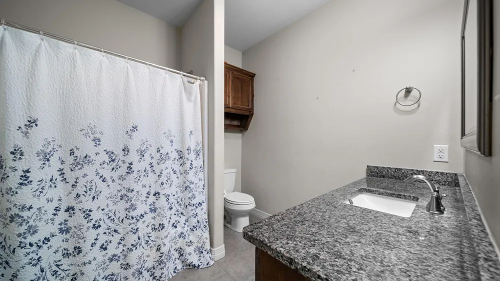 121 Alydar Drive Victoria, TX 77901