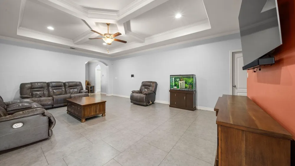 121 Alydar Drive Victoria, TX 77901