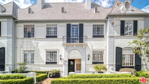 153 S Camden Drive