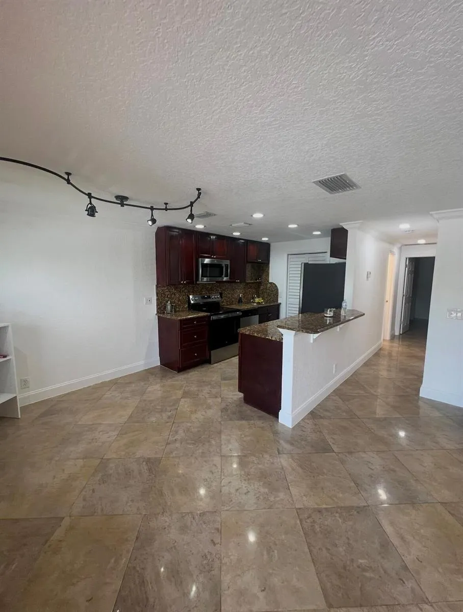 3101 FLORIDA BOULEVARD #1 Delray Beach, FL 33483