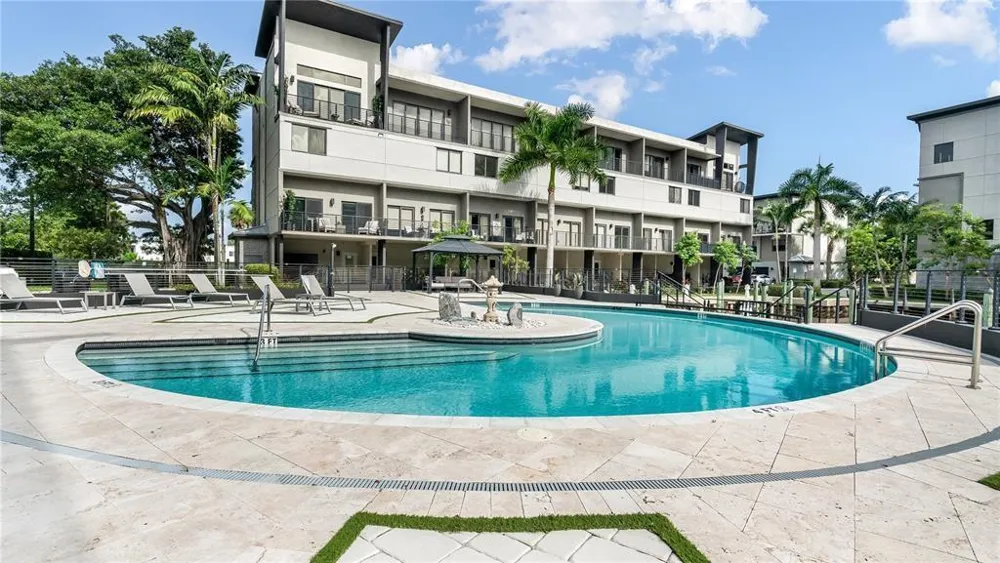 462 SE 1ST CIRCLE Pompano Beach, FL 33060