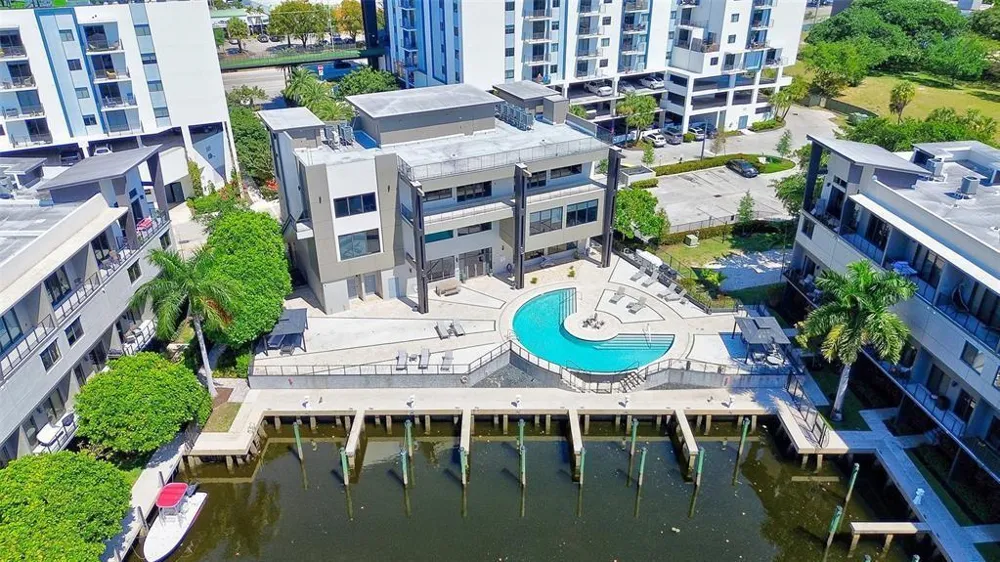 462 SE 1ST CIRCLE Pompano Beach, FL 33060