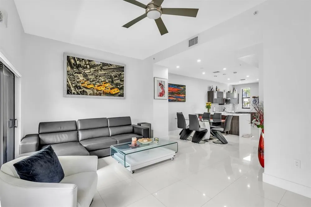 462 SE 1ST CIRCLE Pompano Beach, FL 33060