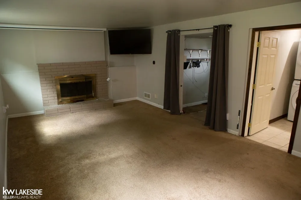 14544 Debbie Drive Sterling Heights City, MI 48313