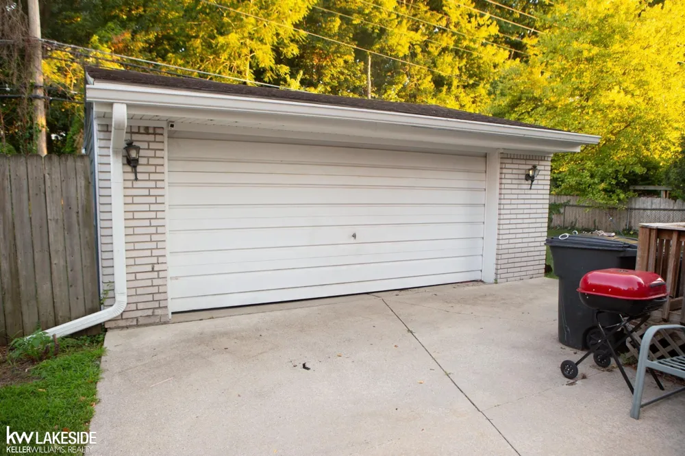 14544 Debbie Drive Sterling Heights City, MI 48313