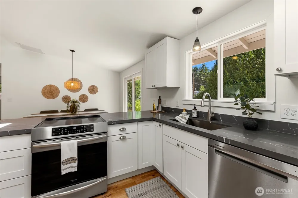 22005 78th Place W Edmonds, WA 98026